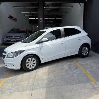 CHEVROLET-ONIX-1.0 MPFI LT 8V FLEX 4P MANUAL CHEVROLET-ONIX-2018