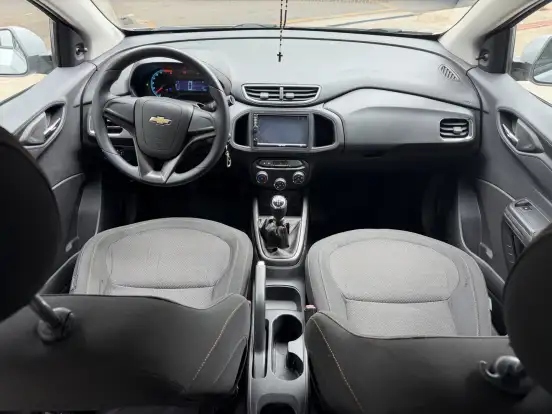 CHEVROLET-ONIX-2013