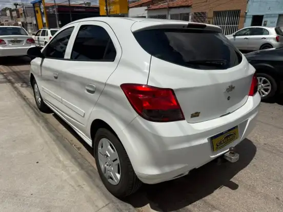 CHEVROLET-ONIX-1.0 MPFI LT 8V FLEX 4P MANUAL CHEVROLET-ONIX-2015