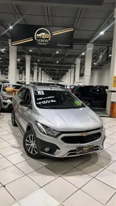 CHEVROLET ONIX 1.4 MPFI ACTIV 8V FLEX 4P AUTOMÁTICO