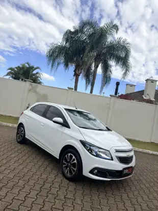 CHEVROLET-ONIX-1.4 MPFI LTZ 8V FLEX 4P MANUAL CHEVROLET-ONIX-2016