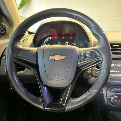 CHEVROLET-ONIX-2018