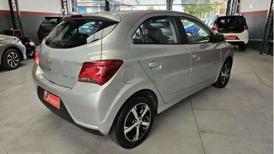 CHEVROLET-ONIX-2017