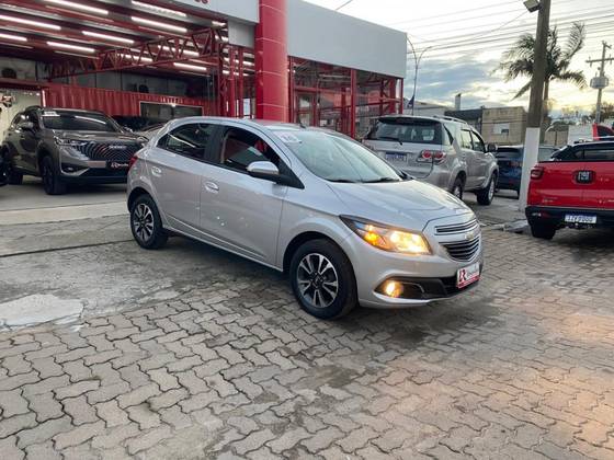 CHEVROLET ONIX 1.4 MPFI LTZ 8V FLEX 4P AUTOMÁTICO