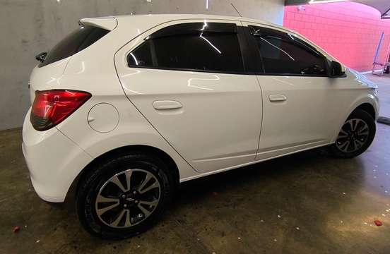 CHEVROLET-ONIX-2013
