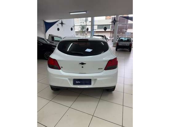 CHEVROLET-ONIX-2013