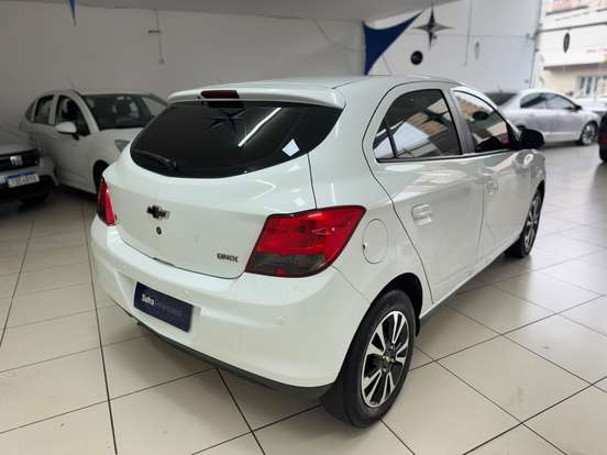 CHEVROLET-ONIX-2013