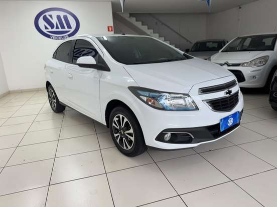 CHEVROLET-ONIX-2013