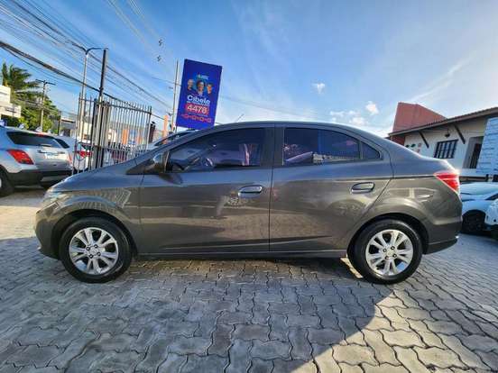 CHEVROLET-PRISMA-2014