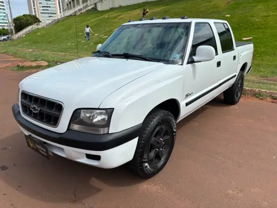 CHEVROLET S10 2.8 STD 4X4 CD 12V TURBO INTERCOOLER DIESEL 4P MANUAL