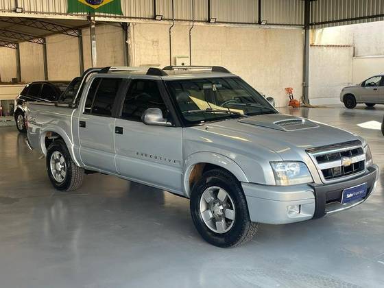 CHEVROLET S10 2.4 MPFI EXECUTIVE 4X2 CD 8V FLEX 4P MANUAL