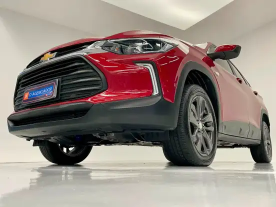CHEVROLET-TRACKER-2023