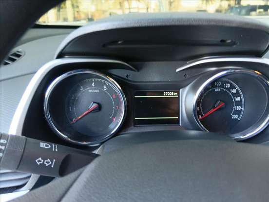 CHEVROLET-TRACKER-2023