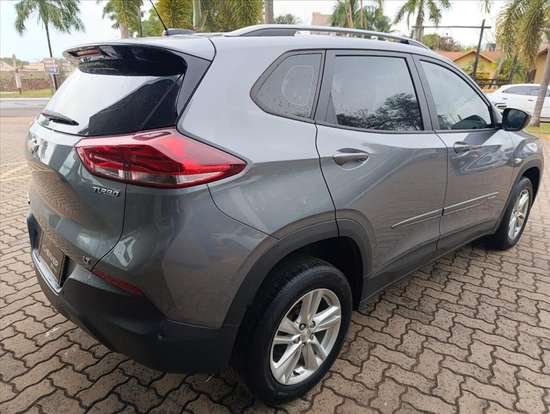 CHEVROLET-TRACKER-2020