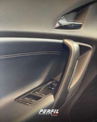 CHEVROLET-TRACKER-2020