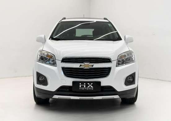 CHEVROLET-TRACKER-2015