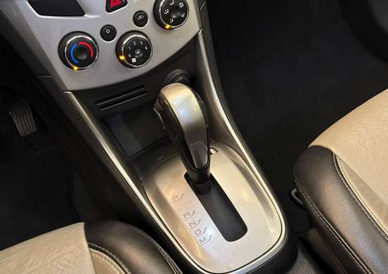 CHEVROLET-TRACKER-2015