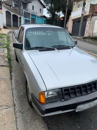 CHEVROLET-CHEVY 500-1990