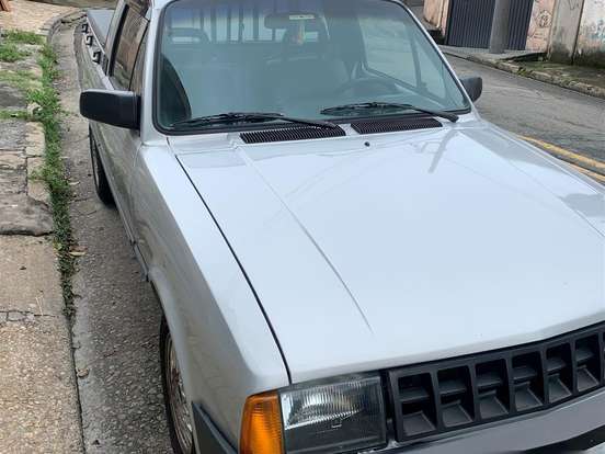 CHEVROLET-CHEVY 500-1.6 DL CS 8V GASOLINA 2P MANUAL CHEVROLET-CHEVY 500-1990