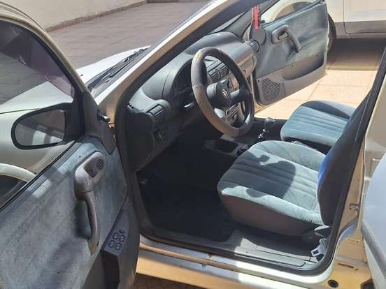 CHEVROLET-CORSA-1.6 MPFI GLS WAGON 16V GASOLINA 4P MANUAL CHEVROLET-CORSA-1997