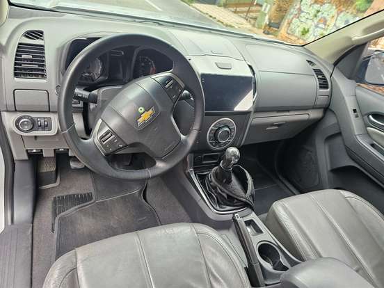 CHEVROLET-S10-2.4 LTZ 4X2 CD 8V FLEX 4P MANUAL CHEVROLET-S10-2012