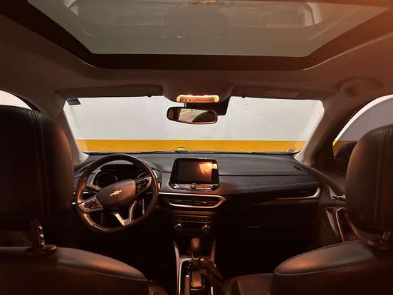 CHEVROLET-TRACKER-2021