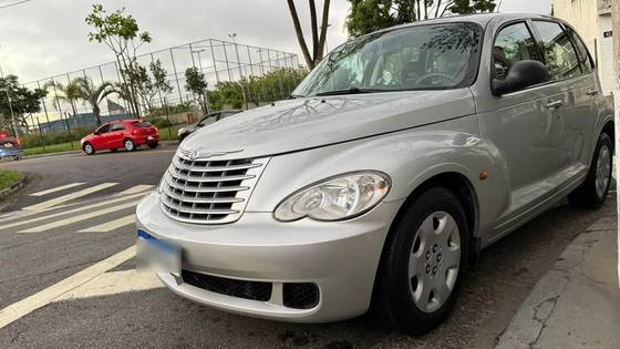 CHRYSLER PT CRUISER 2.4 CLASSIC 16V GASOLINA 4P AUTOMÁTICO