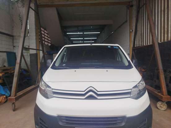 CITROËN-JUMPY-1.6 BLUEHDI DIESEL FURGÃO MANUAL CITROËN-JUMPY-2019