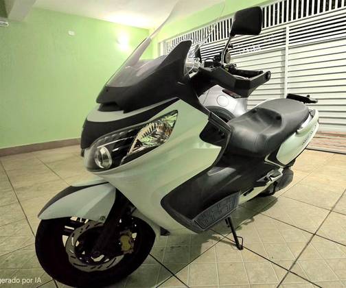DAFRA MAXSYM 400i 