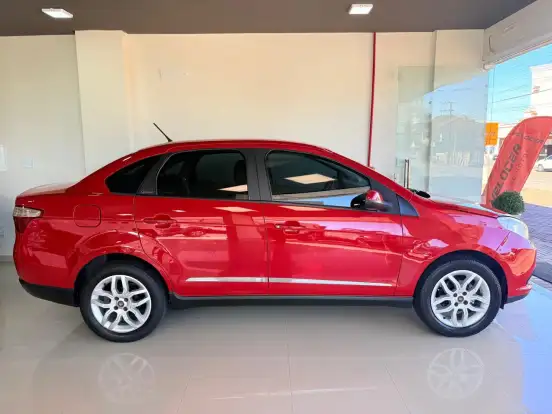 FIAT-SIENA-1.6 MPI ESSENCE 16V FLEX 4P AUTOMATIZADO FIAT-SIENA-2013