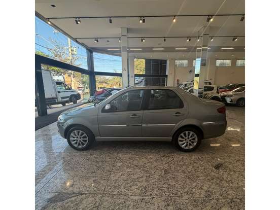 FIAT-SIENA-1.6 MPI ESSENCE 16V FLEX 4P AUTOMATIZADO FIAT-SIENA-2011
