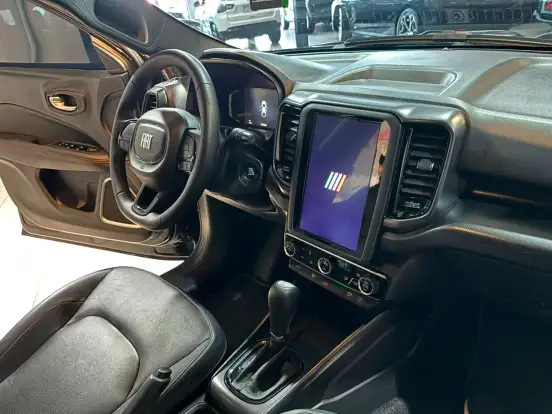 FIAT-TORO-1.3 TURBO 270 FLEX ULTRA AT6 FIAT-TORO-2025