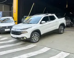 FIAT TORO 1.8 16V EVO FLEX FREEDOM AT6 FIAT TORO 1.8 16V EVO FLEX FREEDOM AT6
