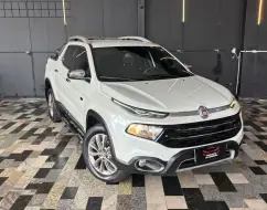 FIAT TORO 2.0 16V TURBO DIESEL RANCH 4WD AT9 FIAT TORO 2.0 16V TURBO DIESEL RANCH 4WD AT9