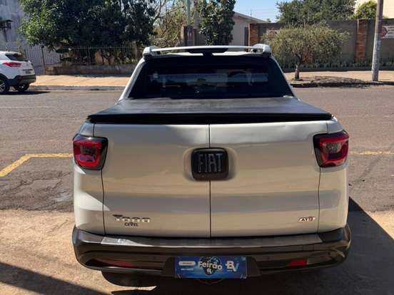 FIAT-TORO-2.0 16V TURBO DIESEL VOLCANO 4WD AT9 FIAT-TORO-2016