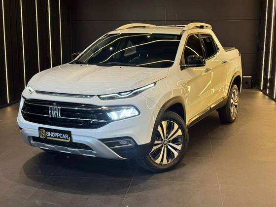 FIAT TORO 2.0 16V TURBO DIESEL VOLCANO 4WD AT9