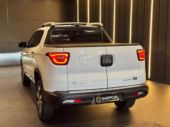 FIAT-TORO-2.0 16V TURBO DIESEL VOLCANO 4WD AT9 FIAT-TORO-2022