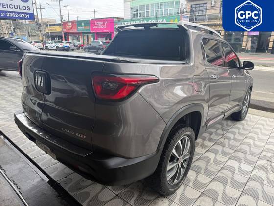 FIAT TORO 2.0 16V TURBO DIESEL VOLCANO 4WD AT9