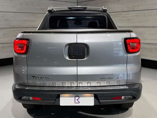 FIAT-TORO-2020