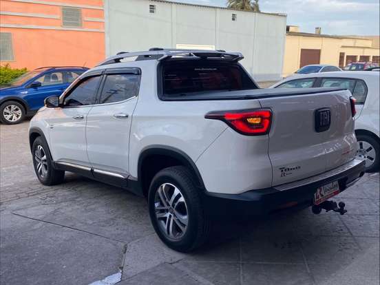 FIAT-TORO-2.0 16V TURBO DIESEL VOLCANO 4WD AT9 FIAT-TORO-2016