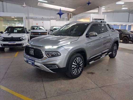 FIAT TORO 2.2 TURBO DIESEL VOLCANO 4WD AT9