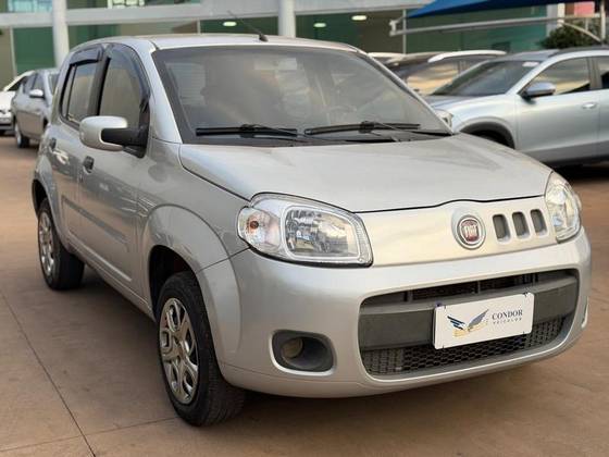 FIAT UNO 1.0 EVO VIVACE 8V FLEX 4P MANUAL