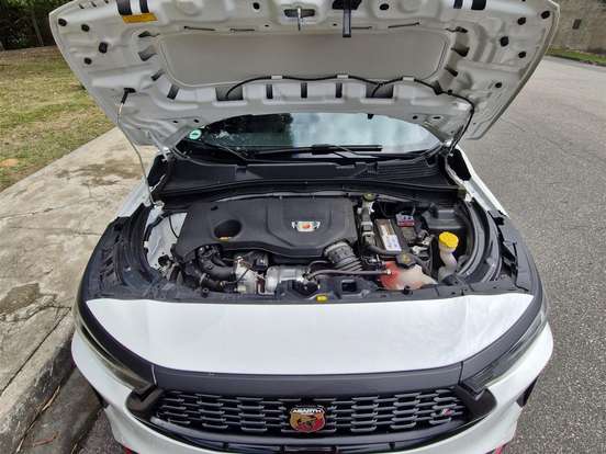 FIAT-FASTBACK-1.3 TURBO 270 FLEX ABARTH AT6 FIAT-FASTBACK-2024