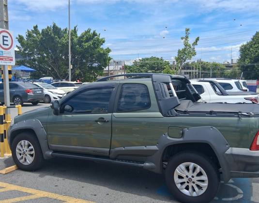 FIAT STRADA 1.8 MPI ADVENTURE CD 16V FLEX 2P AUTOMATIZADO