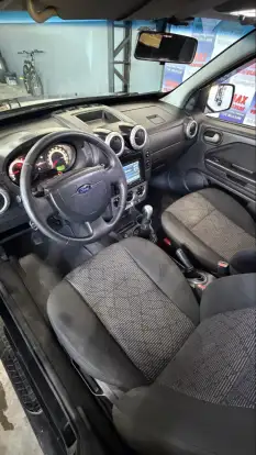 FORD-ECOSPORT-2011