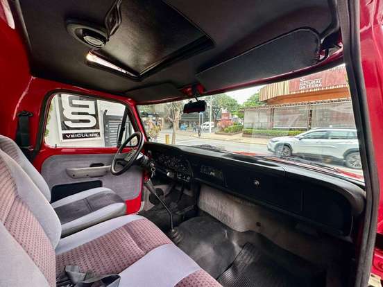 FORD-F-1000-1989