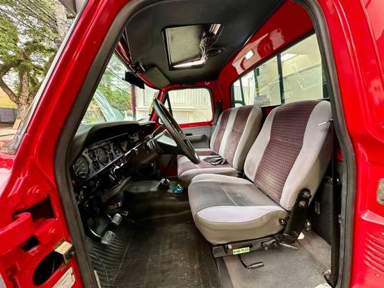 FORD-F-1000-1989