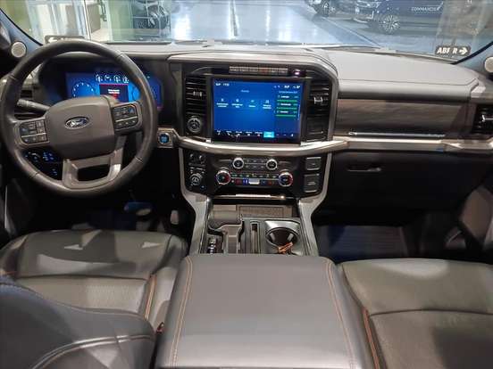 FORD-F-150-5.0 V8 GASOLINA CD LARIAT FX4 AUTOMÁTICO FORD-F-150-2024