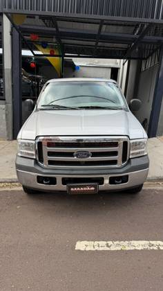 FORD F-250 3.9 XLT MAX POWER 4X4 CS DIESEL 2P MANUAL