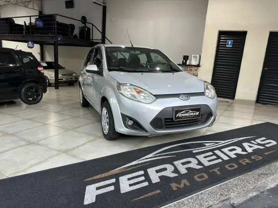 FORD FIESTA 1.6 ROCAM SE SEDAN 8V FLEX 4P MANUAL